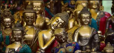 Dans quelle partie de l'Inde le bouddhisme mahāyāna est-il tout d'abord apparu ?