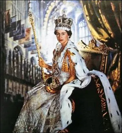 Ensuite, nous allons parler de ses enfants. 
Lors de son couronnement (1953), combien d'enfants avait-elle ?