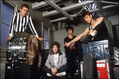 Quel est ce groupe de rock fran&ccedil;ais actif de 1976 &agrave; 1986 n&eacute; sous l'impulsion de Jean-Louis Aubert et Louis Bertignac ?