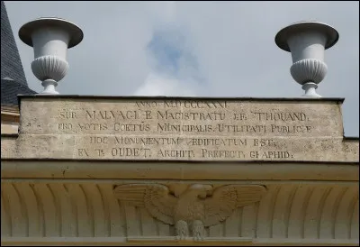 Poli en plus s'il est parti, c'est la...