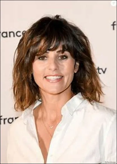 Qui est cette présentatrice télé ?