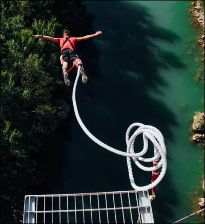 Choisis une expérience unique parmi les réponses ci-dessous.