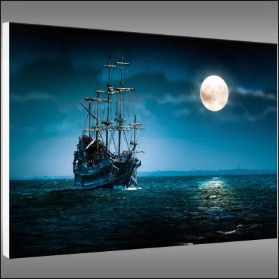 Qui est le réalisateur du film "Le Bateau" ?