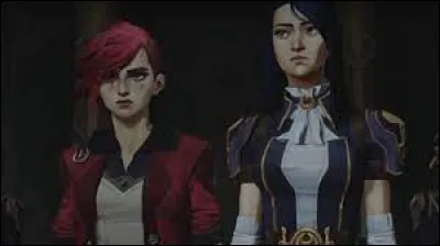 Comment Vi rencontre-elle Caitlyn ?