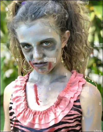 Si tu n'es pas mort, tu y es allé et tu as réussi avec panache à trouver un seul antidote. Soudain, tu tombes nez à nez avec une petite fille zombie, que fais-tu ?