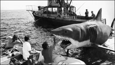 "Les Dents de la mer" est un long-métrage mis en scène par Steven Spielberg.
