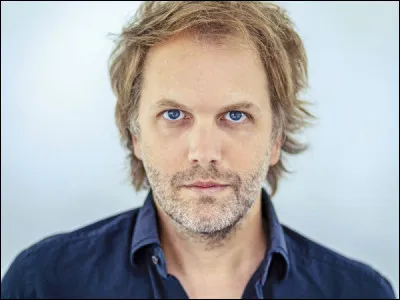 Qui est cet écrivain, auteur de la pièce ''Le Manège'' ?