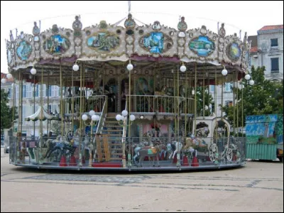 Quel est le nom de ce type de manège ?