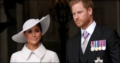 En public, les gestes de tendresse d’un couple sont interdits. A quel moment y a-t-il une exception à cette règle ?