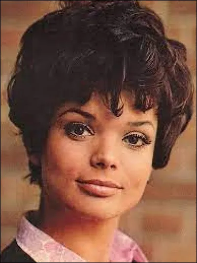 Quel est le nom de cette lady ?