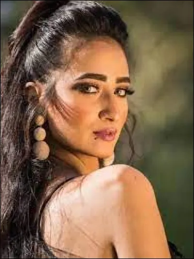 Quel est le nom de cette actrice ?