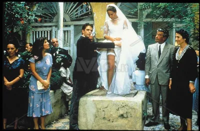 Elle est la mère d'Angela dans cet autre film de Rosi sorti en 1987, adapté du roman de Gabriel García Márquez :