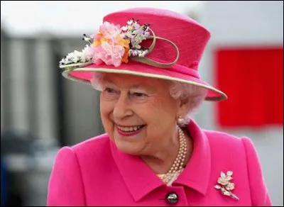 Je suis partie en paix, signant ainsi la fin de mon règne. Plus de sept __ durant lesquelles j'ai servi mon pays, amie du peuple britannique.