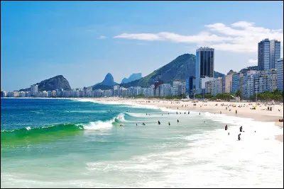 L'ouest du Brésil est bordé par l'océan Atlantique.