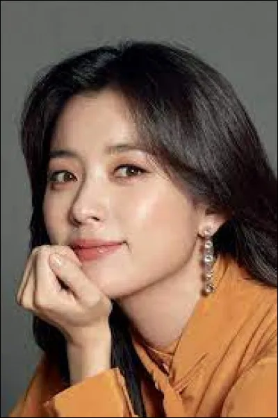 Quel est le nom de cette actrice ?