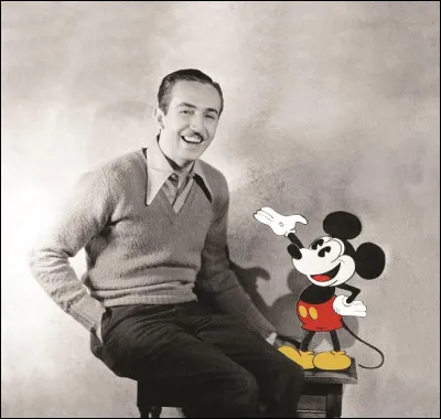 Quel personnage Walt Disney avait-il joué étant enfant à l'école ?