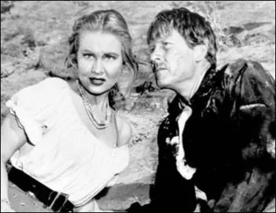 Quel est le titre français du film de Raoul Walsh "Colorado Territory", sorti en 1949, avec Virginia Mayo et Dorothy Malone ?