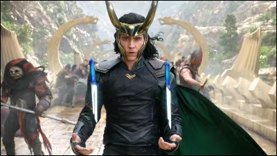 Comment s'appelle son véritable père qui l'a abandonné ?