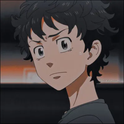 Que s'est-il passé juste avant que Takemichi retourne dans le passé (2005) pour la première fois ?