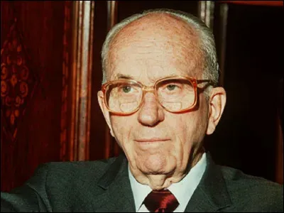 Qui est cet écrivain américain, auteur du roman historique ''Alaska'' ?