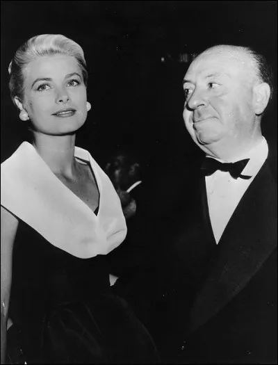 Quel film rassemble Alfred Hitchcock & Grace Kelly ?