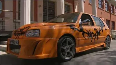 Quelle voiture a servi au dbut de la cavale ?