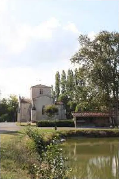Commune néo-aquitaine, dans l'aire d'attraction Jonzacaise, Saint-Germain-de-Vibrac se situe dans le département ...