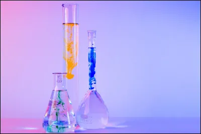 Science : Quel élément chimique porte le symbole C ?