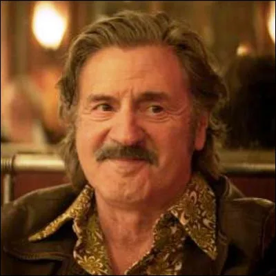 Quel comédien réalise le film "La Belle époque" avec Daniel Auteuil dans le rôle principal ?