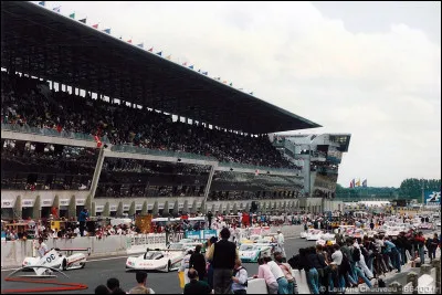 En informatique, combien de bits y a-t-il dans un kilobit ?