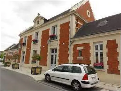 Nous terminons notre balade à Villeneuve-Saint-Germain, ville de l'aire d'attraction Soissonnaise, située dans le département ...