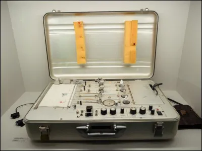 Quel paramètre n'est PAS exploité par un détecteur de mensonges ?