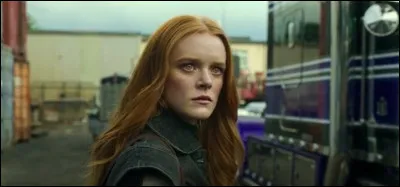 Dans quelle série voit-on cette scène avec Bloom ?