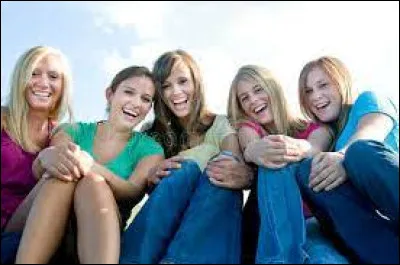 Le père de Marie a 5 filles : Nana, Nini, Nono, Nene. Quel est le prénom de la dernière ?