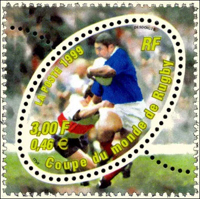 Le jeu de rugby se serait inspiré d'un ancien passe-temps, réputé violent et dangereux*, [.. .....] qui fut interdit par deux numéros 5 au XIVe s. : [...] ! (Complétez !)