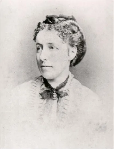 Dans quel pays est née Élisabeth de Habsbourg-Hongrie ?