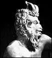 Dieu satyre de la mythologie grecque .