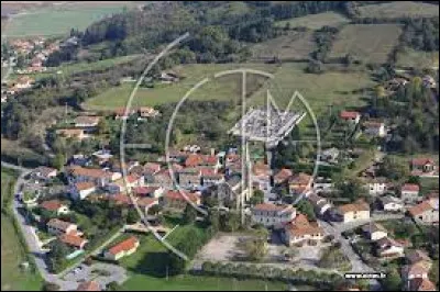 Village de l'arrondissement de Vienne, Oytier-Saint-Oblas se situe dans le département ...