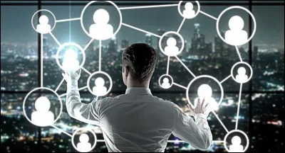 En soci&eacute;t&eacute;, je suis :