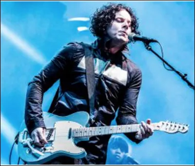 Qui est ce Jack, musicien américain qui joue de la guitare, de la batterie et du piano, pionnier de la renaissance du garage rock ?