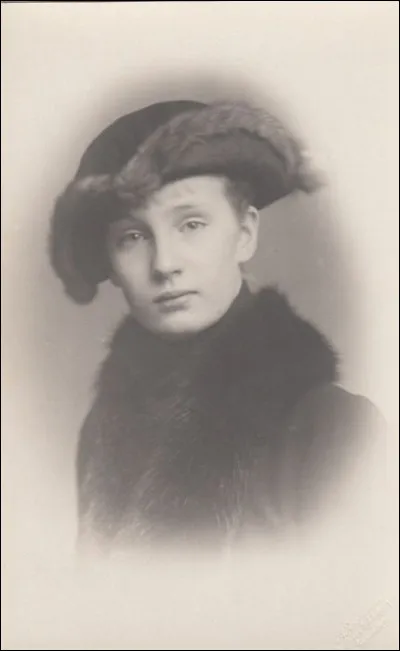 Quelle est la date de naissance de Élisabeth Helene de Tour et Taxis ?