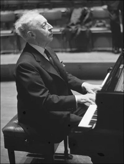 Qui est cet Arthur, pianiste virtuose polonais naturalisé américain, mort en 1982 ?
