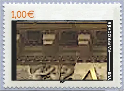 Façade un peu tristounette, certes...