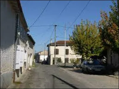 Village Charentais-Maritime, Celles se situe en r&eacute;gion ...