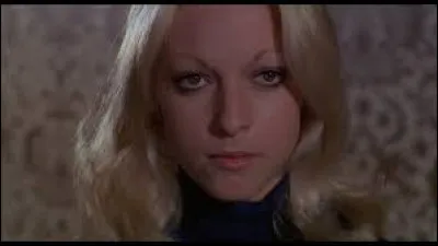 Quel est le nom de cette lady ?