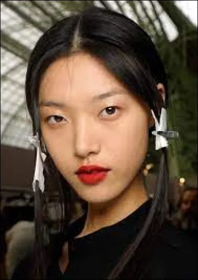 Quel est le nom de cette actrice ?