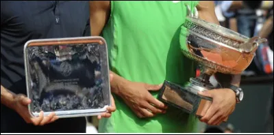 2008 > Rafael Nadal inflige à [...qui ?...] sa pire défaite en Grand Chelem.