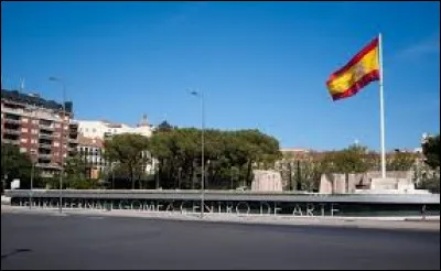 Laquelle de ces chanteuses n'est pas espagnole ?