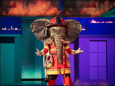 Qui se cachait sous l'Éléphant ?