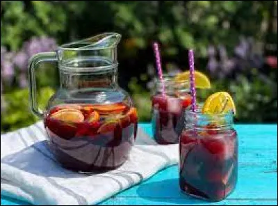 Gastronomie : Comment s'appelle cette boisson typiquement espagnole ?